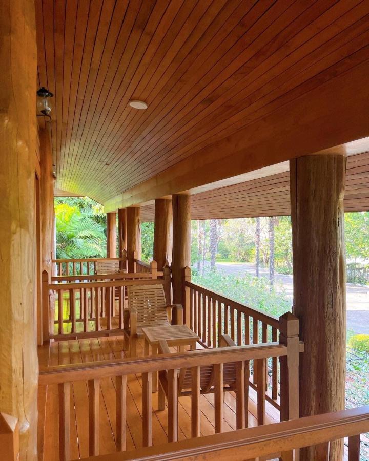 Vanasin Residence Tak Exterior photo