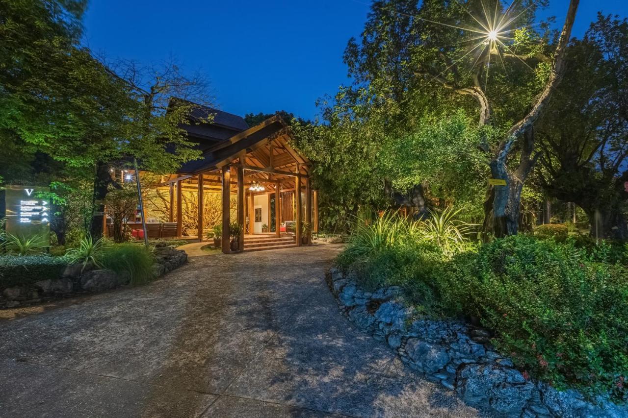Vanasin Residence Tak Exterior photo
