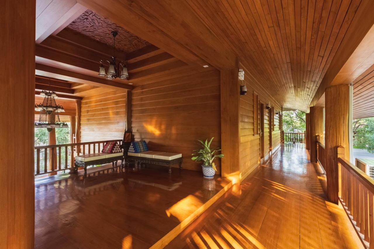 Vanasin Residence Tak Exterior photo