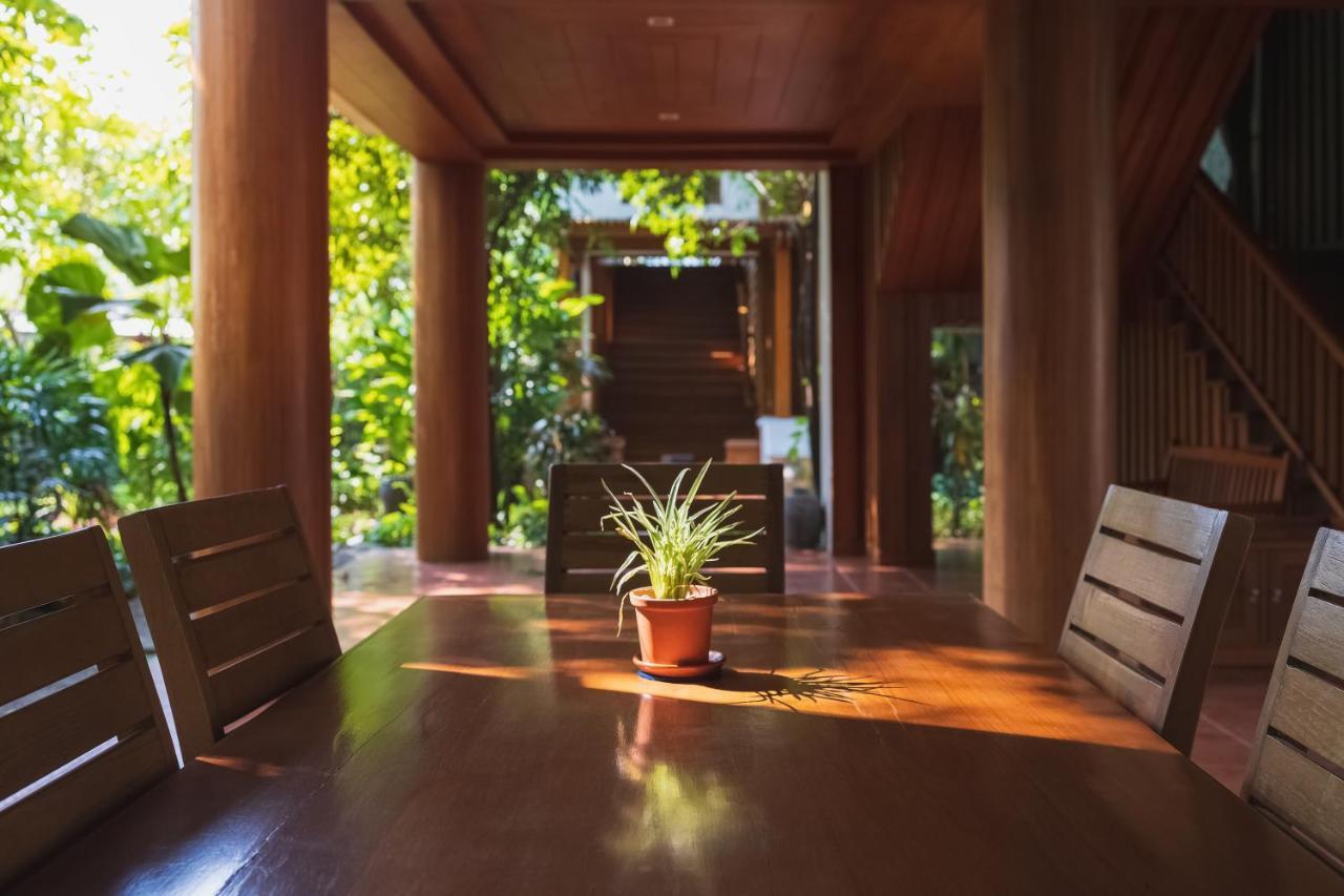 Vanasin Residence Tak Exterior photo
