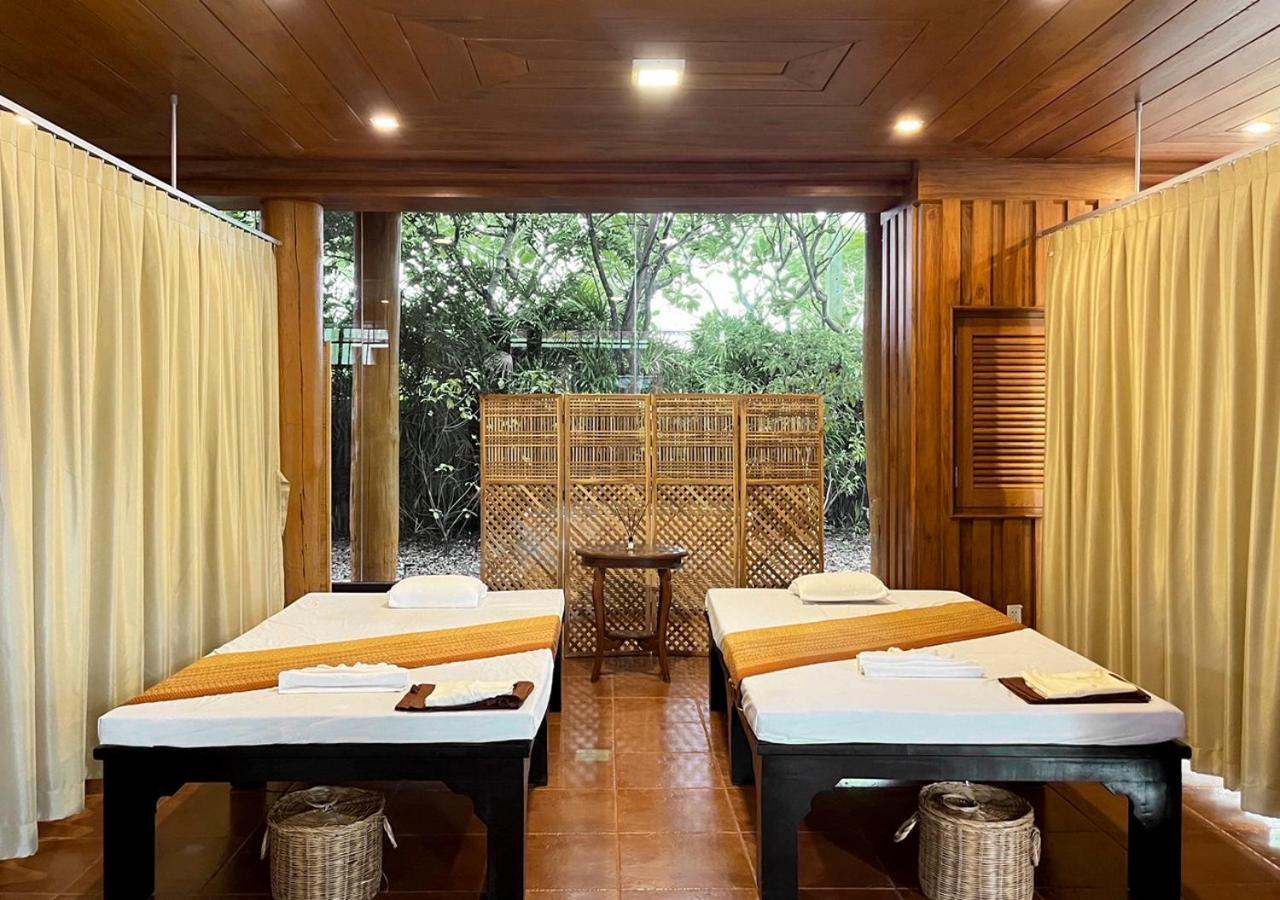Vanasin Residence Tak Exterior photo